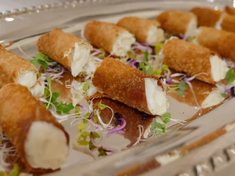 Cannoli de brandada de bacalao